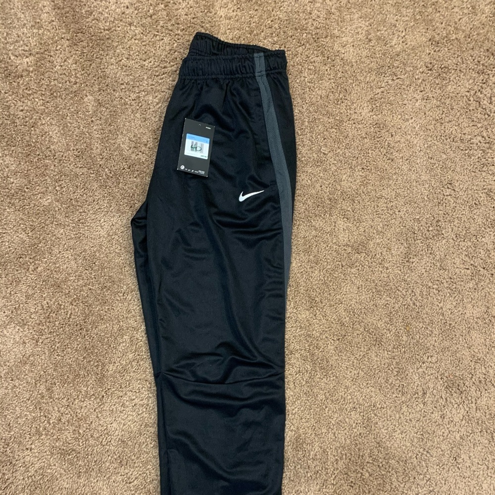 Women’s medium Nike sweats